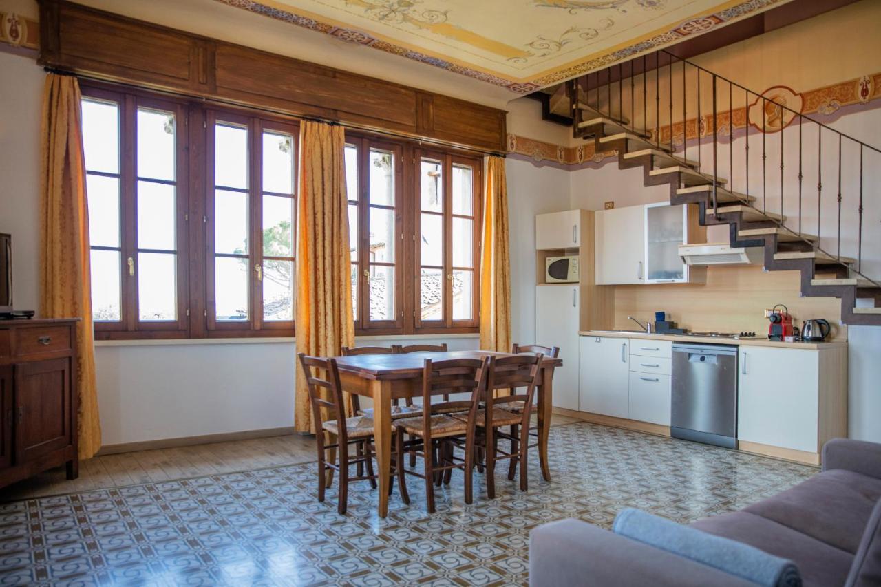 Villa Santa Caterina マネルバ・デル・ガルダ エクステリア 写真