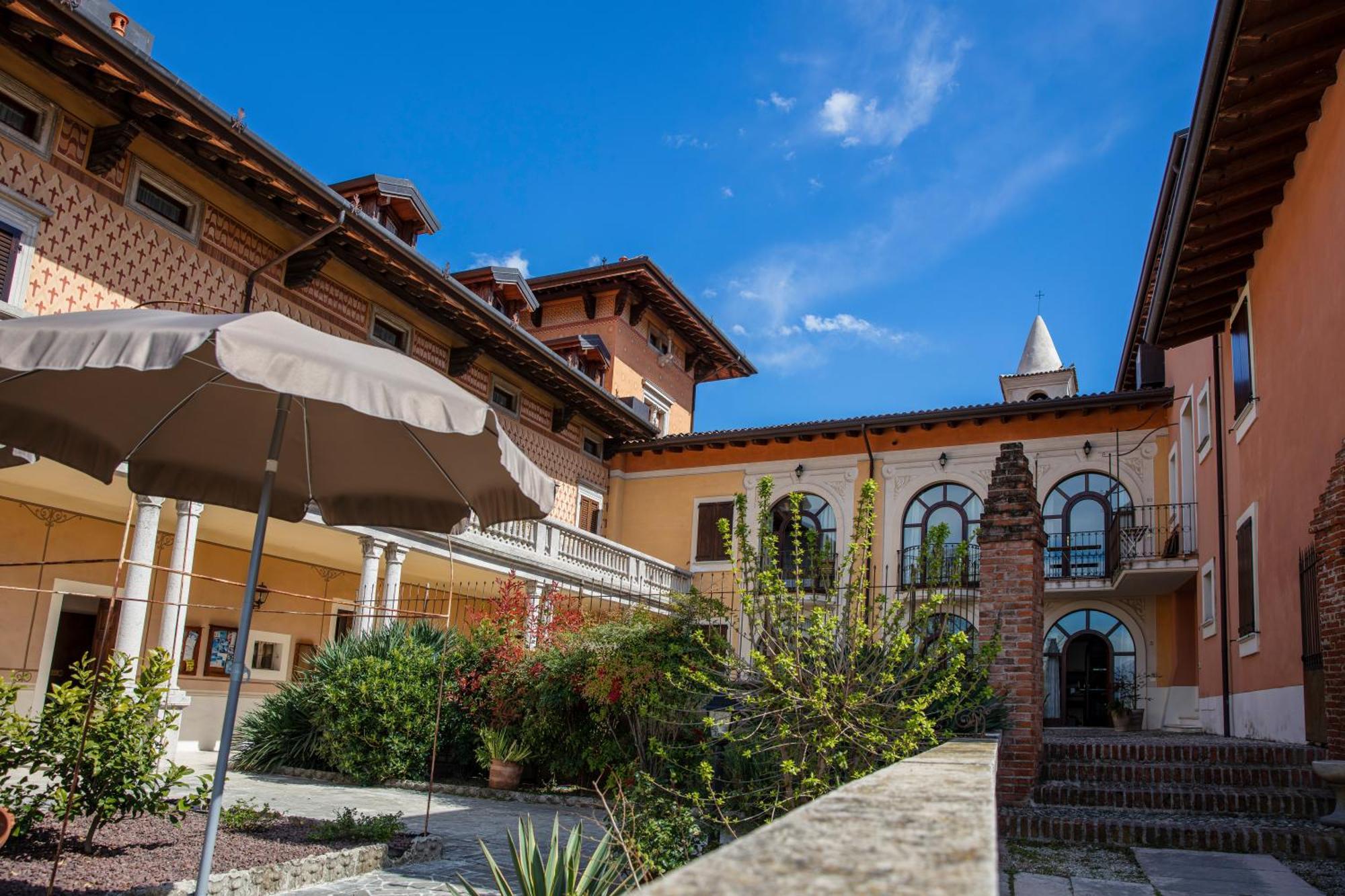 Villa Santa Caterina マネルバ・デル・ガルダ エクステリア 写真