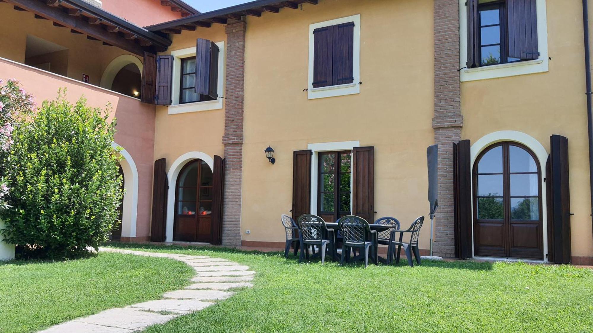 Villa Santa Caterina マネルバ・デル・ガルダ エクステリア 写真